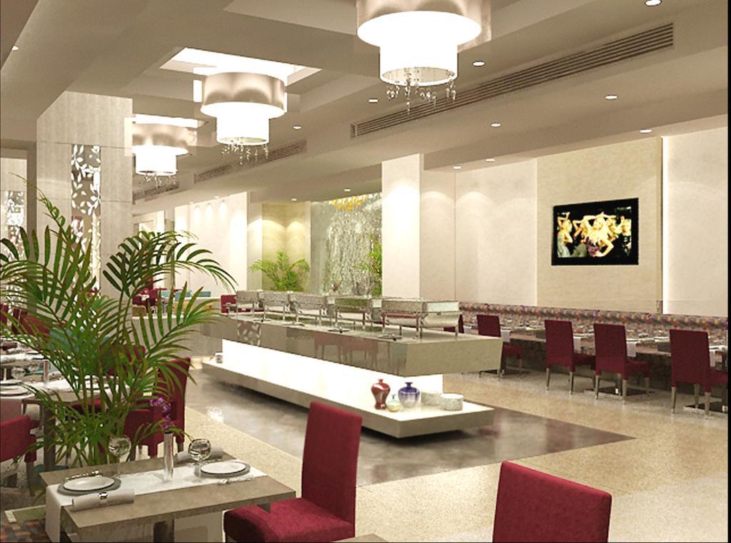 Radisson Hyderabad Hitec City Zewnętrze zdjęcie The restaurant